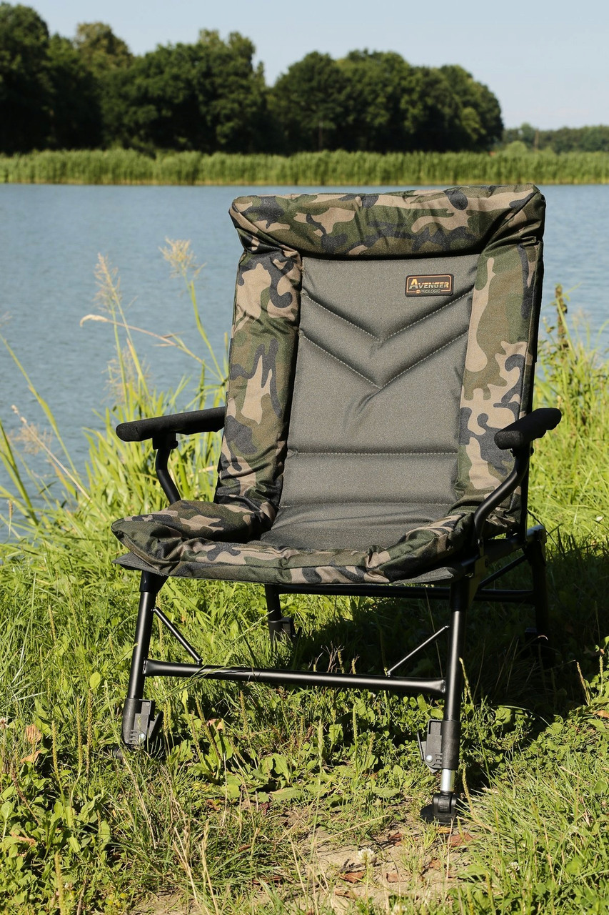 Кресло карповое Prologic Avenger Comfort Camo Chair With Armrests 65046
