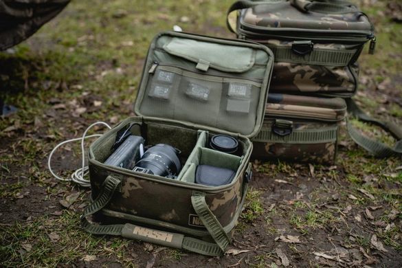 Захисна сумка для гаджетів та електроніки Nash Subterfuge Hi Protect Tech Bag T3393