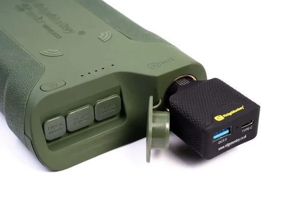 Повербанк RidgeMonkey 77850mAh Vault C-Smart Wireless Camo (RMVCS78CM)