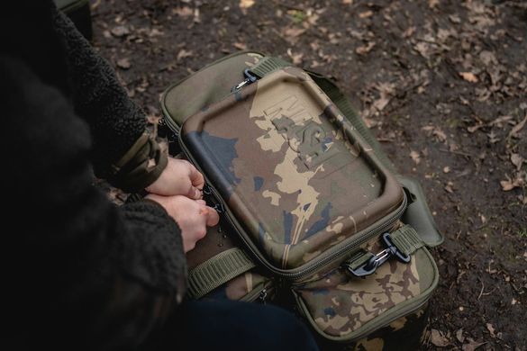 Сумка органайзер Nash Subterfuge Carryall Medium T3363, объем 50 л