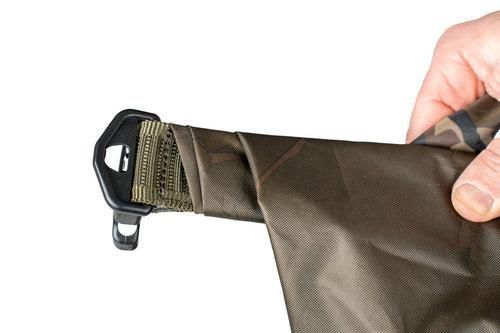 Сумка для ліжка водонепроникна Nash Subterfuge Waterproof Bedchair Bag (T3390)